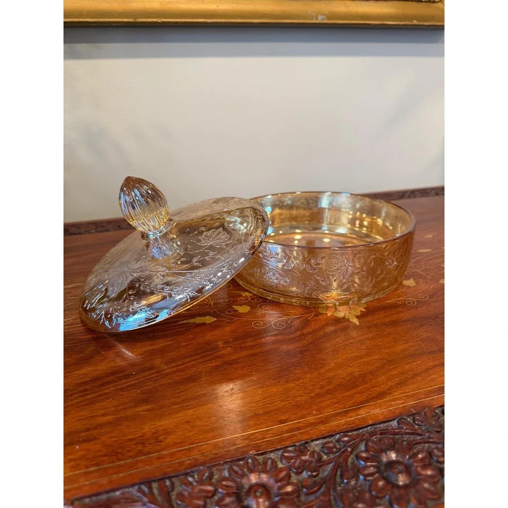 Vintage Jeannette Floragold Louisa Covered Dish, Marigold Carnival‎ Glass Bowl
